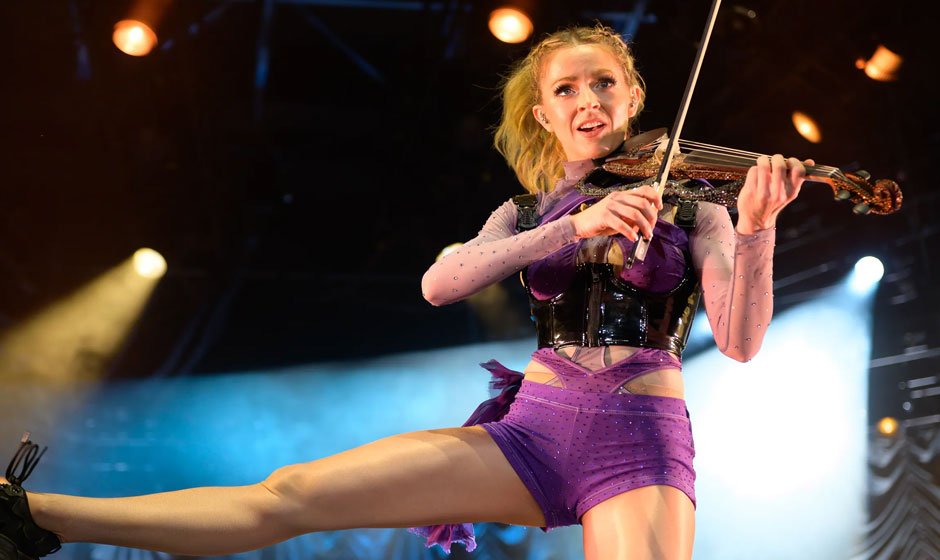 Lindsey-Stirling’s-Net-Worth